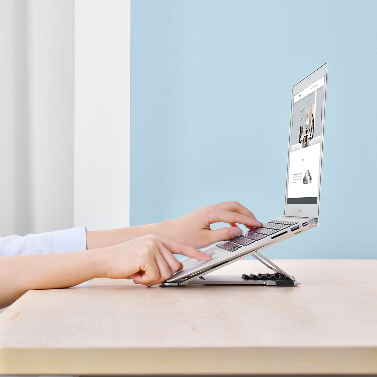 Ergo Rise Laptop Stand